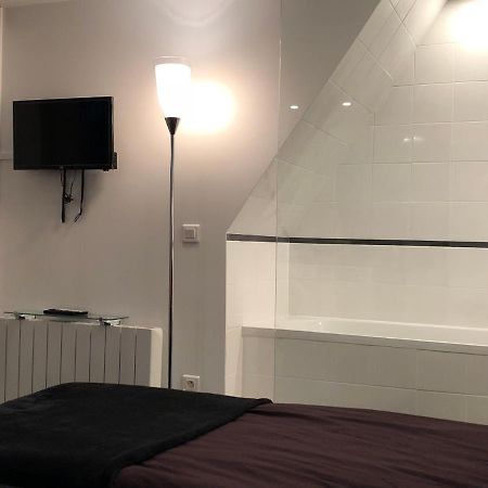 Cite Pilleux - Charming Studio In A Flowery Pedestrian Lane Paris Ngoại thất bức ảnh