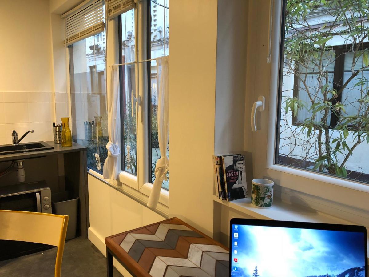 Cite Pilleux - Charming Studio In A Flowery Pedestrian Lane Paris Ngoại thất bức ảnh
