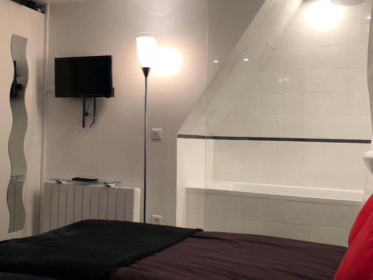 Cite Pilleux - Charming Studio In A Flowery Pedestrian Lane Paris Ngoại thất bức ảnh